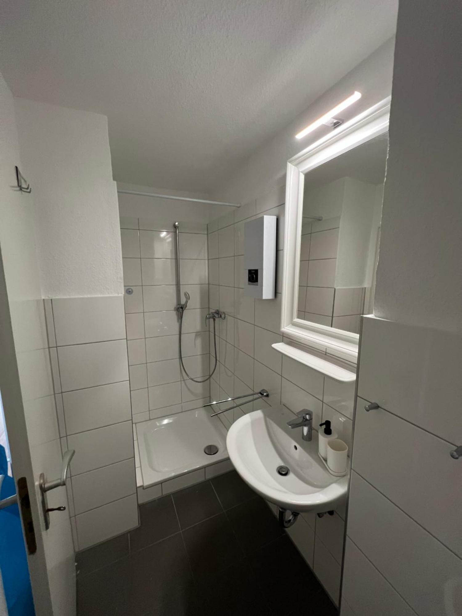 Emas4 Wohnung Mit 2 Einzelbetten, Kueche Крефельд Экстерьер фото